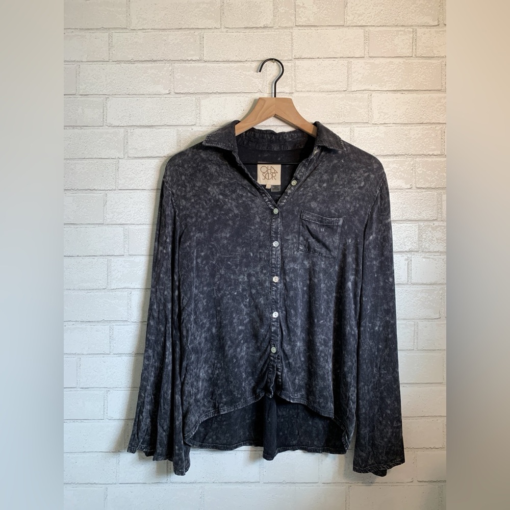 Chaser Black & Gray Soft Bell Sleeve Button Down Shirt Top XS